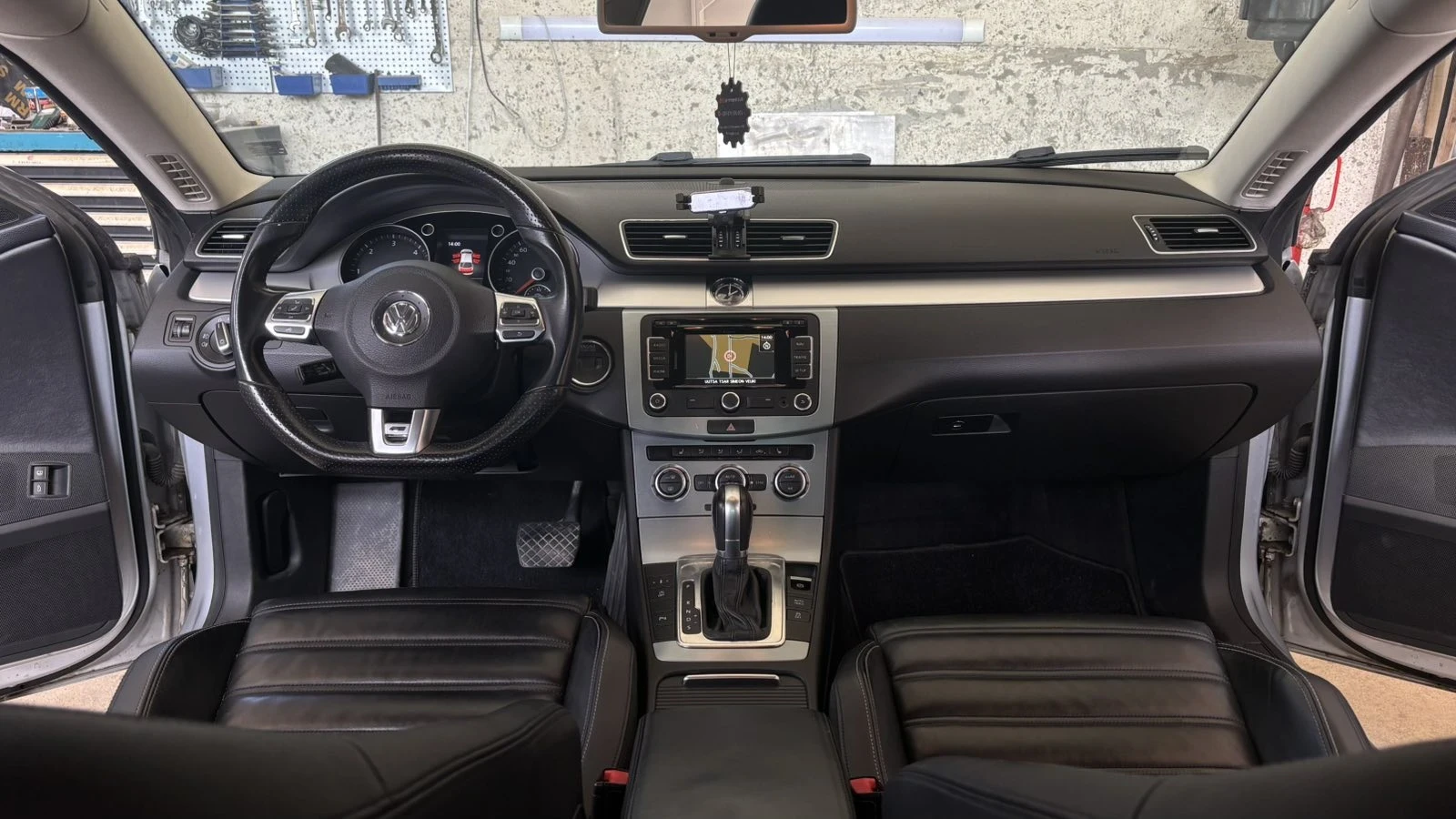 VW CC 2.0 177k.c, снимка 8 - Автомобили и джипове - 54337059