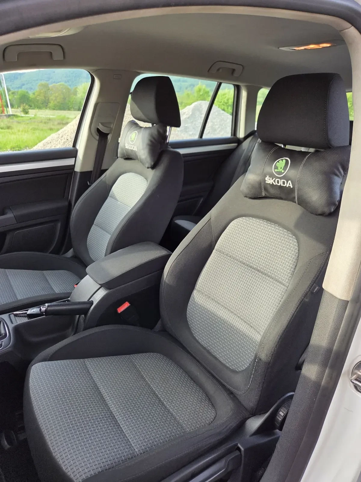 Skoda Superb 1.8 TSI, СОФТУЕР, ГАЗ-БЕНЗИН, ПОДАРЪК МУЛТИМЕДИЯ , снимка 11 - Автомобили и джипове - 54635501