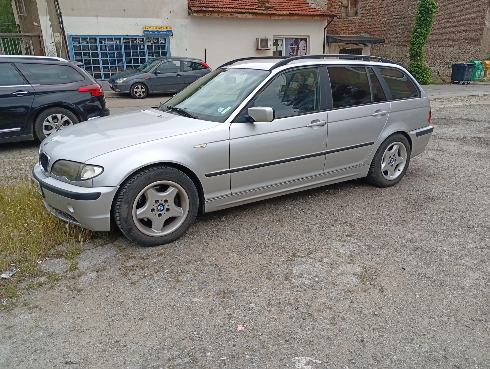 BMW 320, снимка 2 - Автомобили и джипове - 54874230
