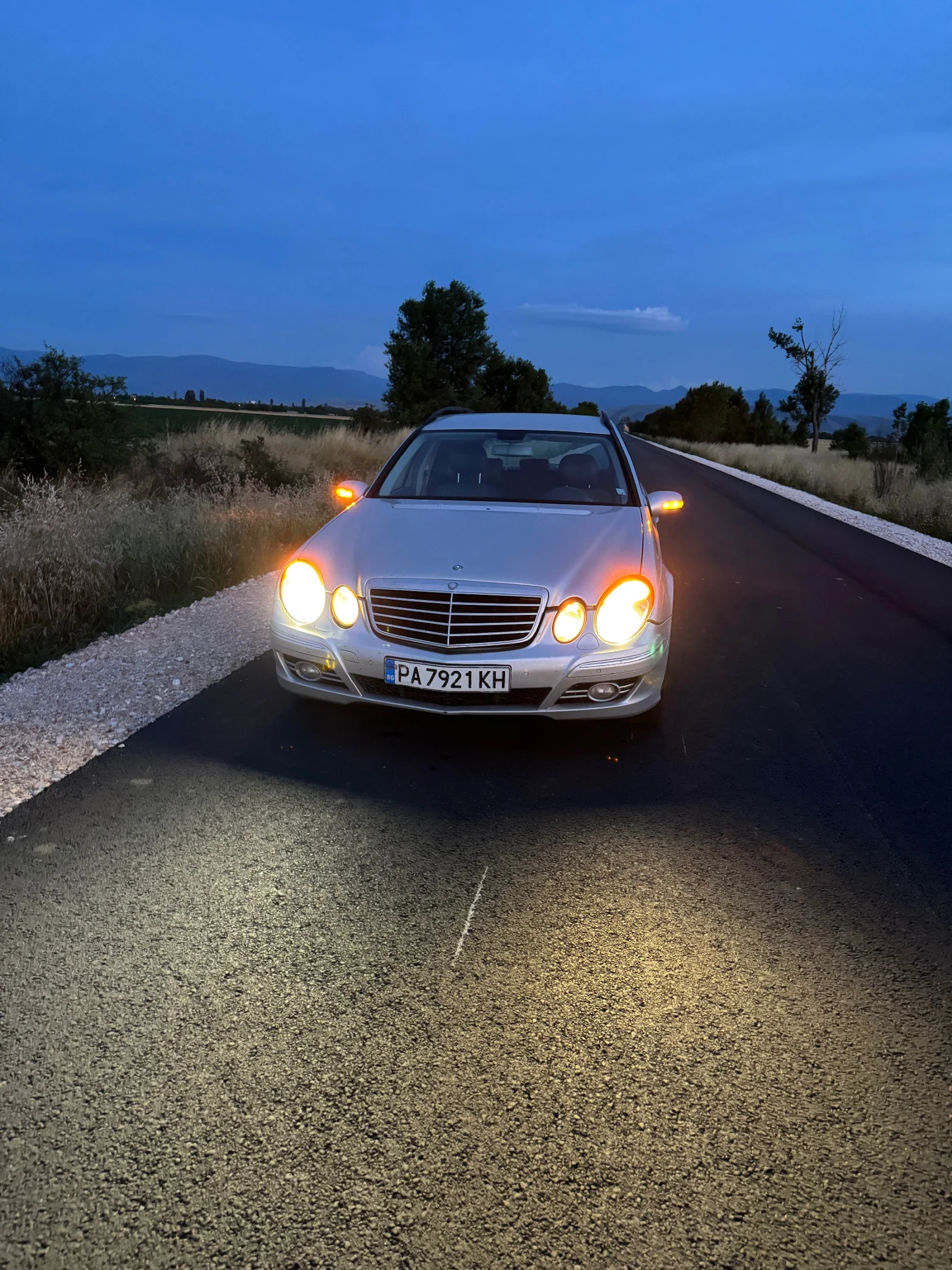 Mercedes-Benz E 320