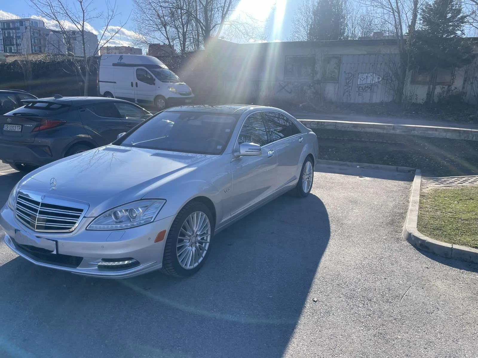 Mercedes-Benz S 600 V12