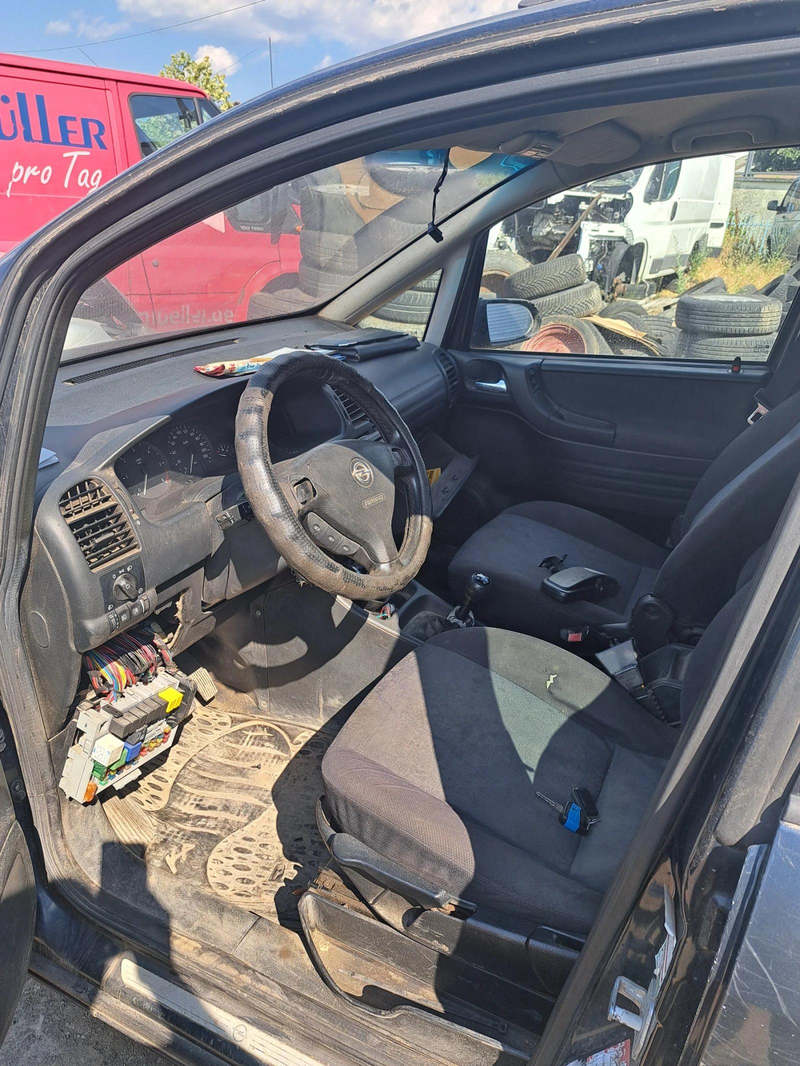 Opel Zafira 2.2 dti, снимка 6 - Автомобили и джипове - 55203784