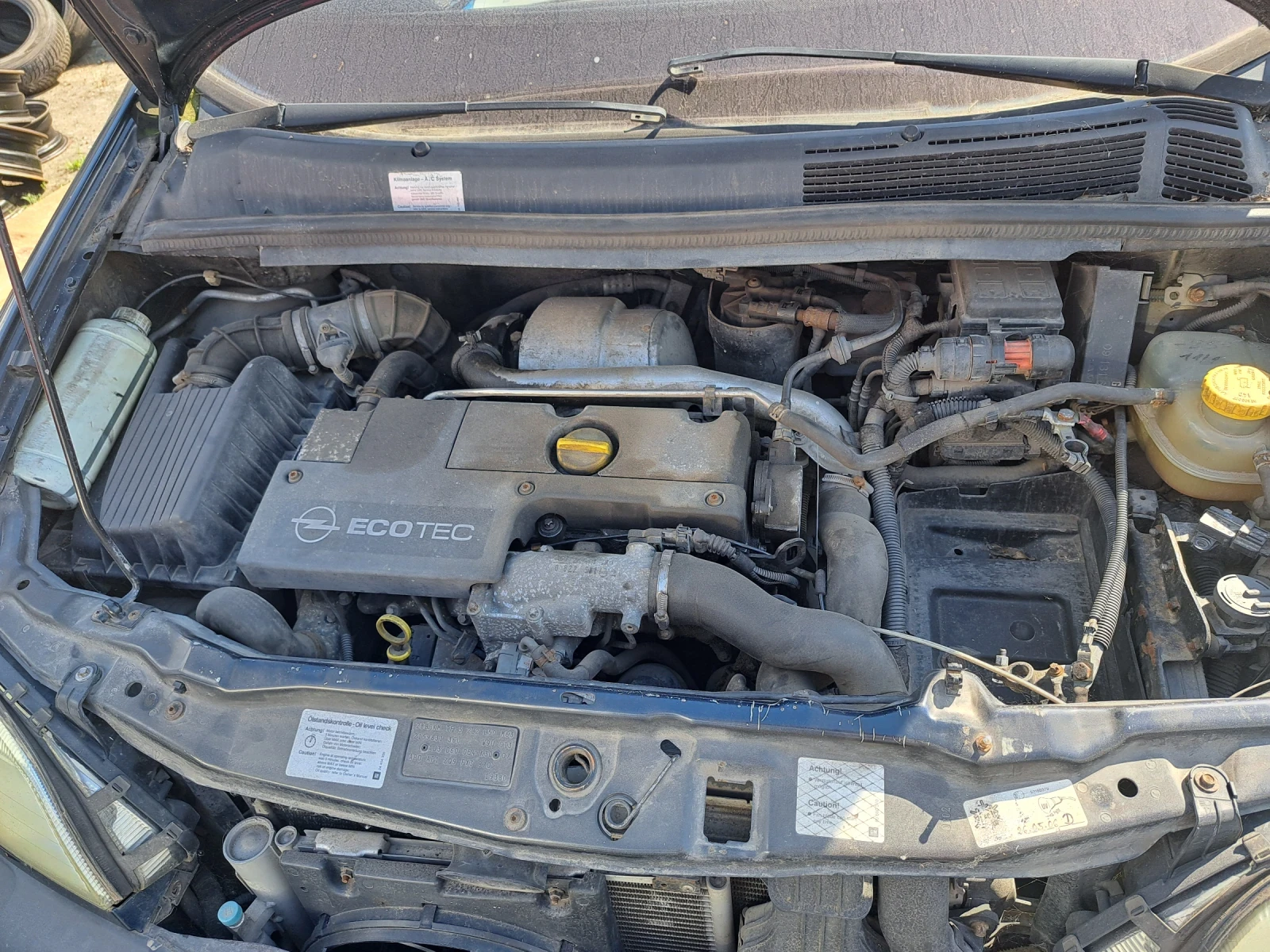 Opel Zafira 2.2 dti, снимка 2 - Автомобили и джипове - 55203784