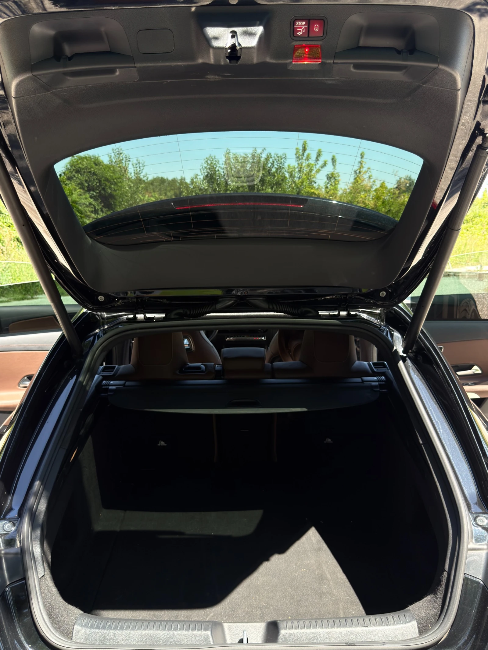 Mercedes-Benz CLA 220 AMG PACK* FULL MAX, снимка 9 - Автомобили и джипове - 55432305