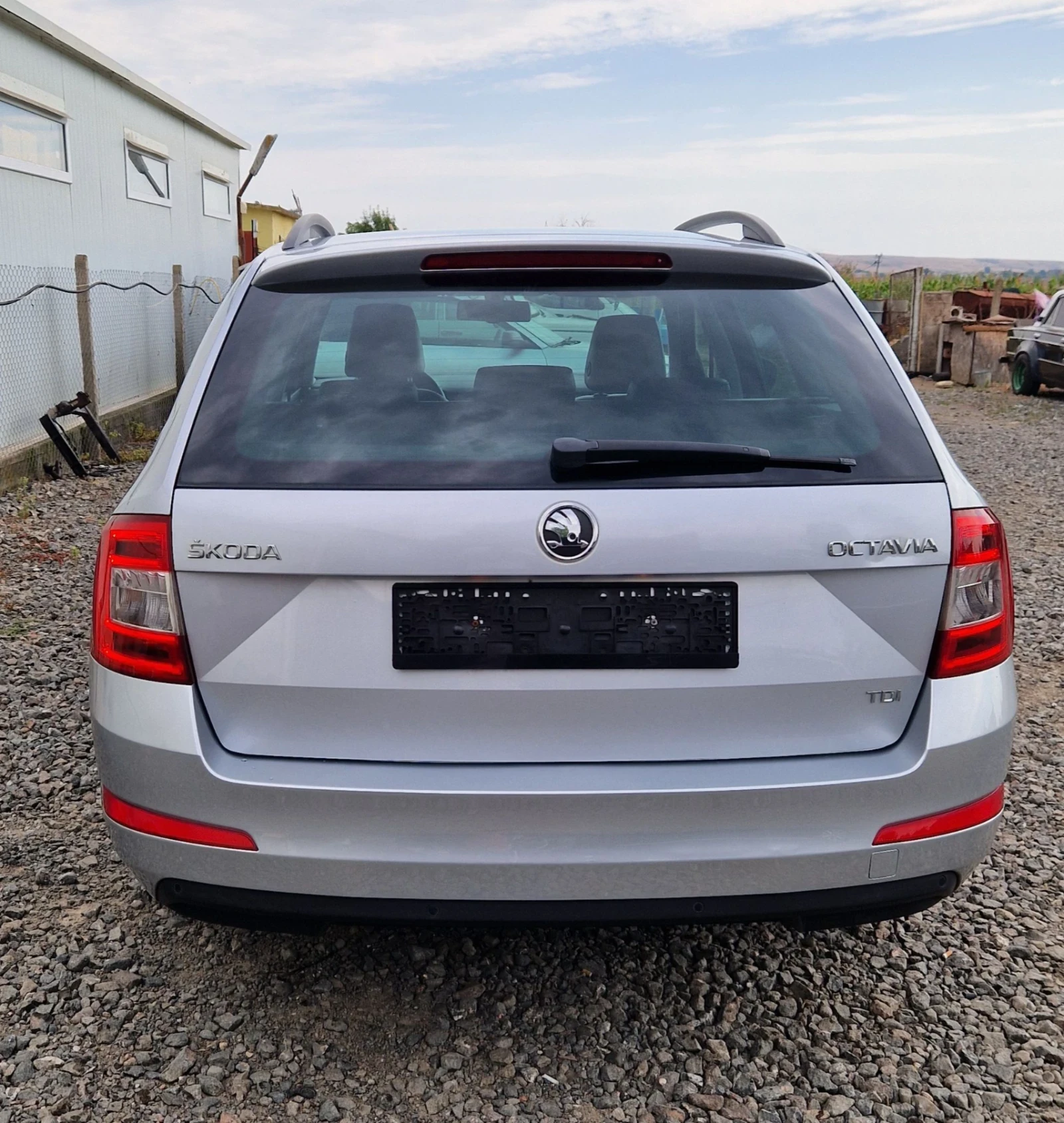 Skoda Octavia 1.6TDI 110к.с, снимка 5 - Автомобили и джипове - 55812354