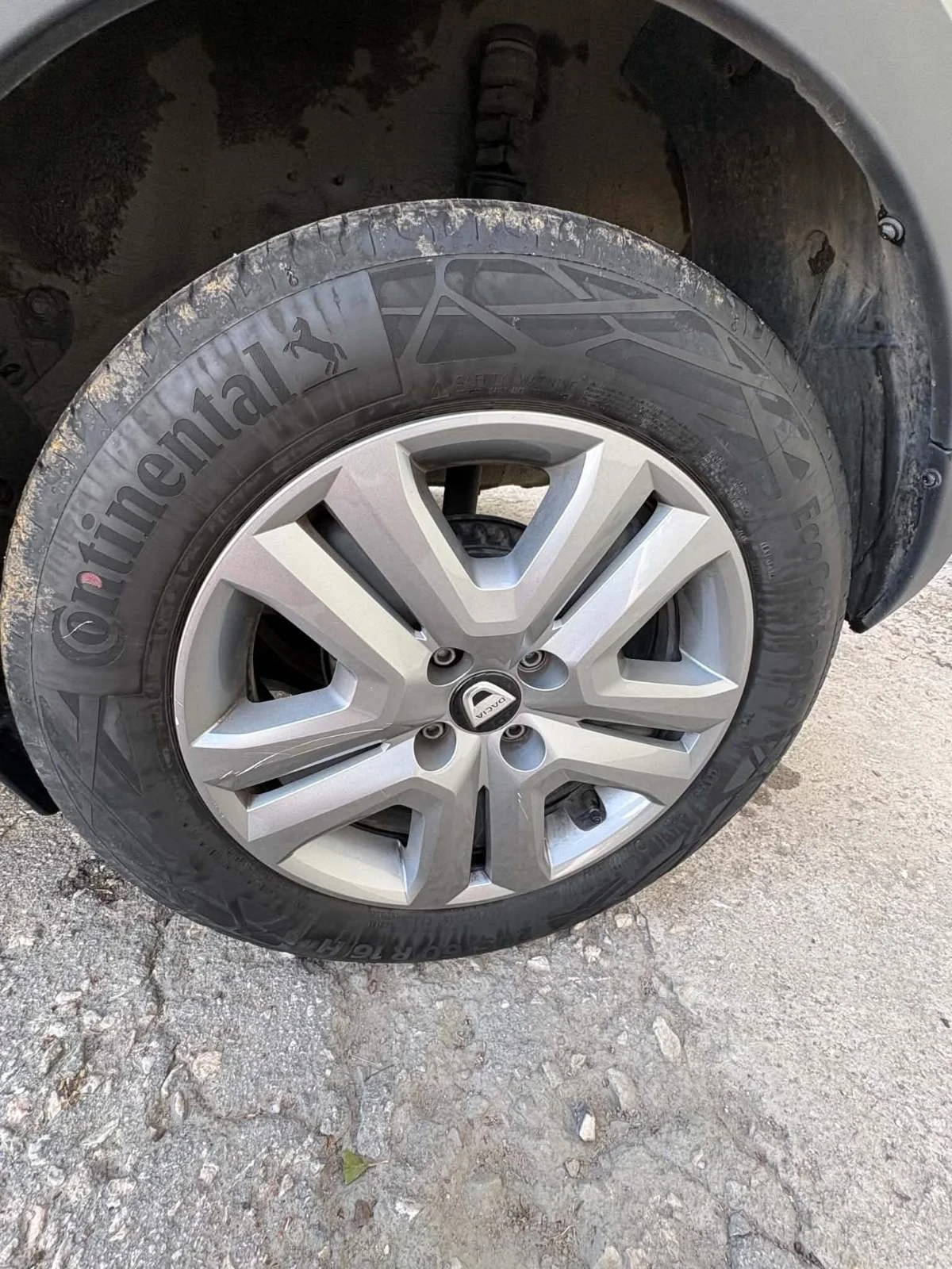 Dacia Sandero Stepway, снимка 9 - Автомобили и джипове - 55848357