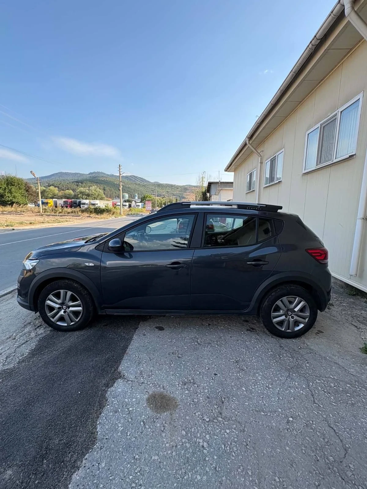 Dacia Sandero Stepway, снимка 4 - Автомобили и джипове - 55848357
