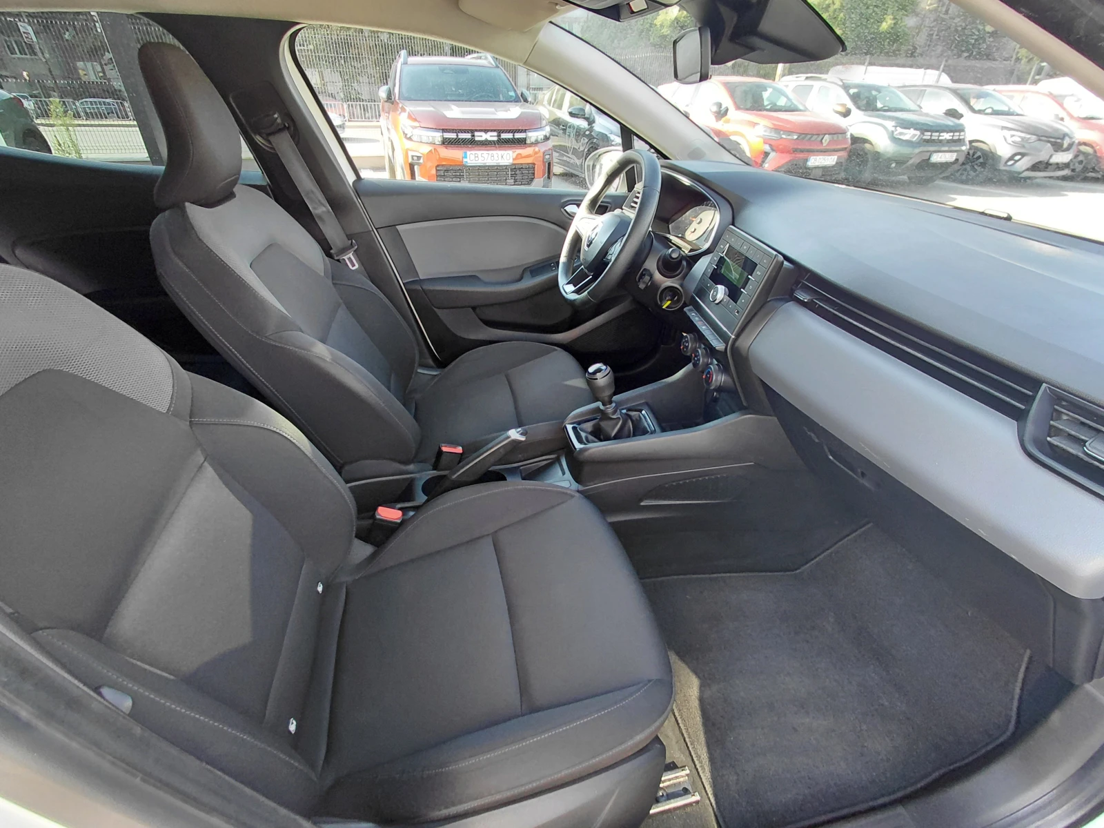 Renault Clio 1.0TCe /91k.c./6MT/Life, снимка 13 - Автомобили и джипове - 55911435