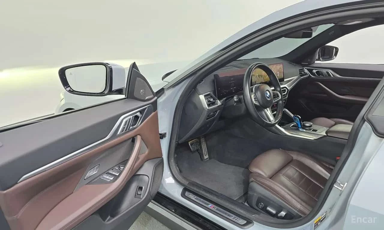 BMW i4 * eDrive40 M Sports Pro * ЦЕНА ДО БГ, снимка 7 - Автомобили и джипове - 56220563