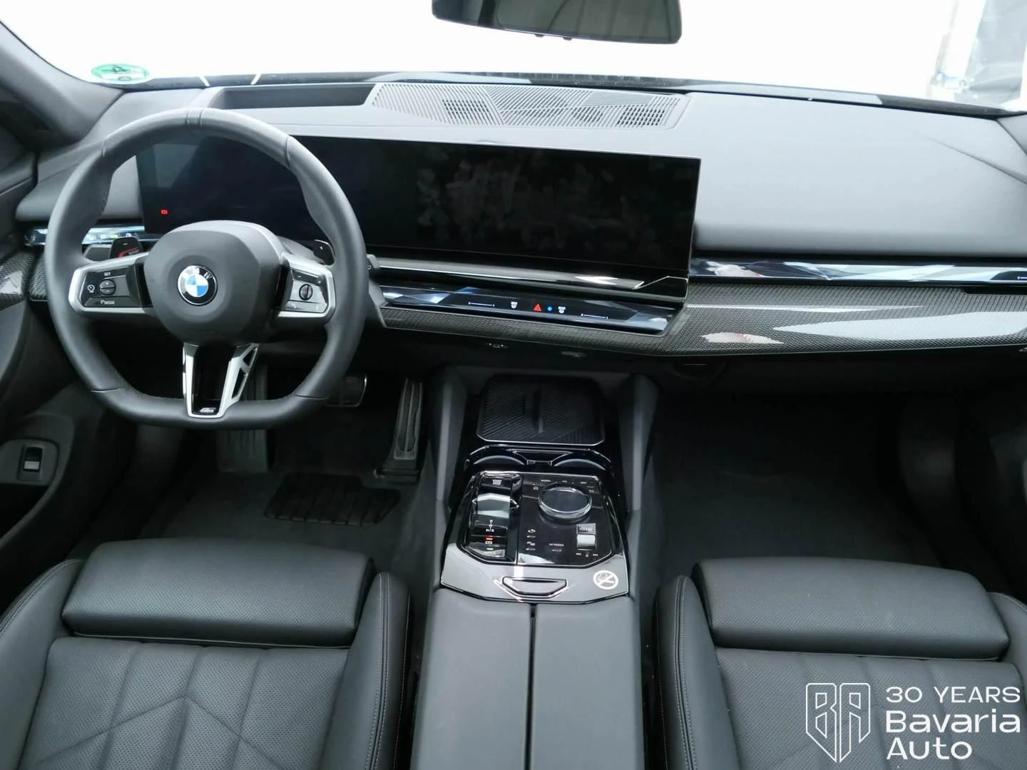 BMW 520 d xDrive Touring Steptronic, снимка 6 - Автомобили и джипове - 56302764
