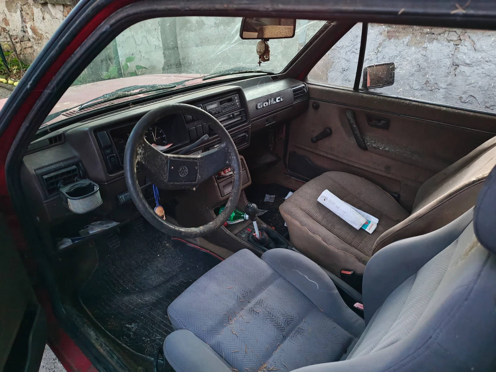 VW Golf 1.6/1.3 -3бр., снимка 11 - Автомобили и джипове - 56376123