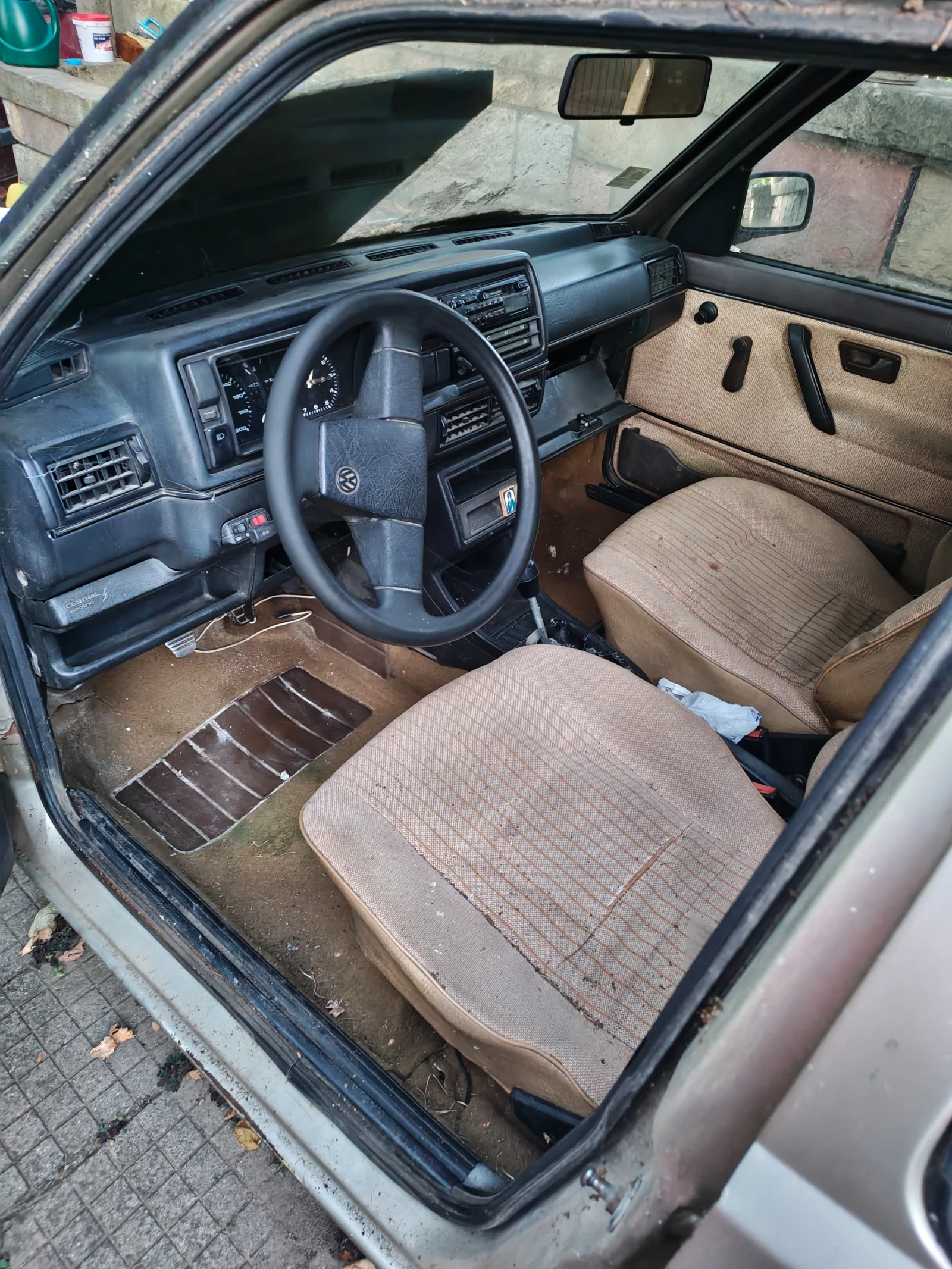 VW Golf 1.6/1.3 -3бр., снимка 3 - Автомобили и джипове - 56376123