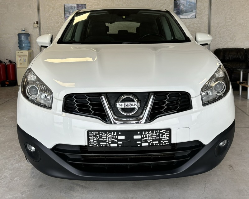 Nissan Qashqai 1.5 dCi, снимка 1 - Автомобили и джипове - 46629519