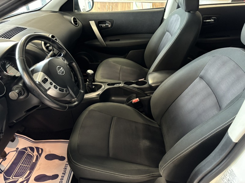 Nissan Qashqai 1.5 dCi, снимка 8 - Автомобили и джипове - 46629519