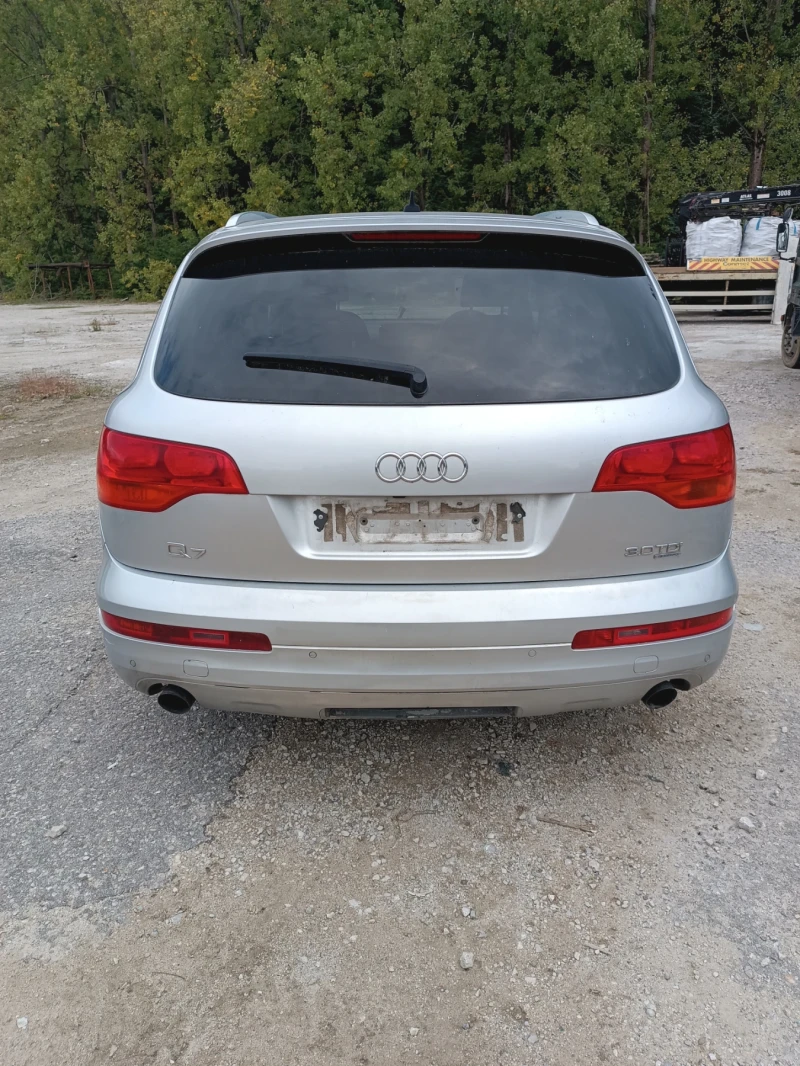 Audi Q7 3.0TDI, снимка 7 - Автомобили и джипове - 47311244