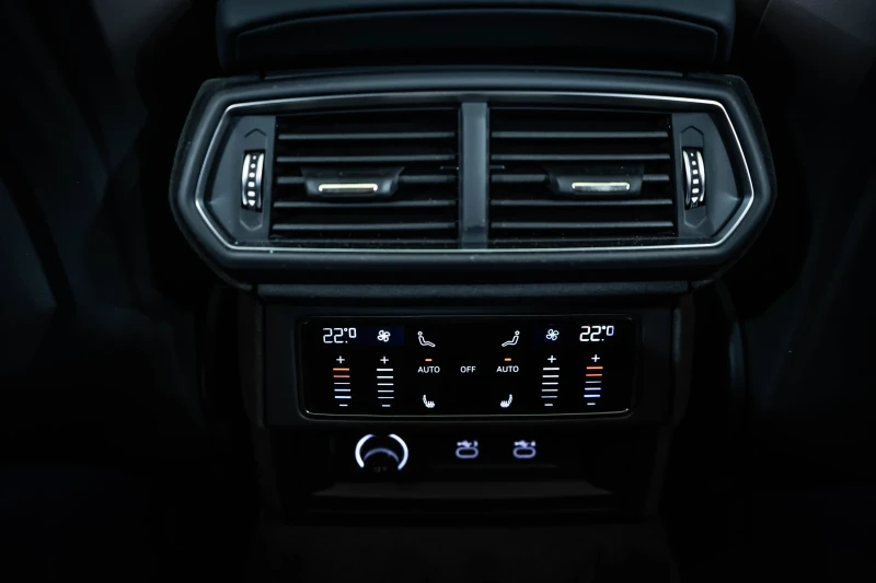 Lamborghini Urus SE Rosso Mars * Лизинг, снимка 15 - Автомобили и джипове - 52613826