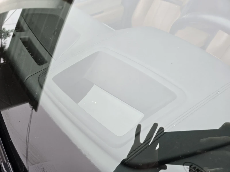 Land Rover Range Rover Velar 3.0d 300к.с Head-up Масаж Панорама , снимка 9 - Автомобили и джипове - 52828753