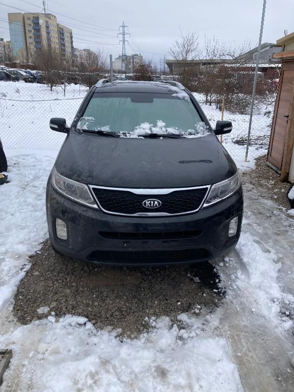 Kia Sorento 2.4 GDI, снимка 1 - Автомобили и джипове - 47433917