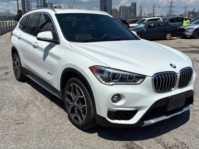 BMW X1 * xDrive28i * PANO * 2 КЛЮЧА * HUD