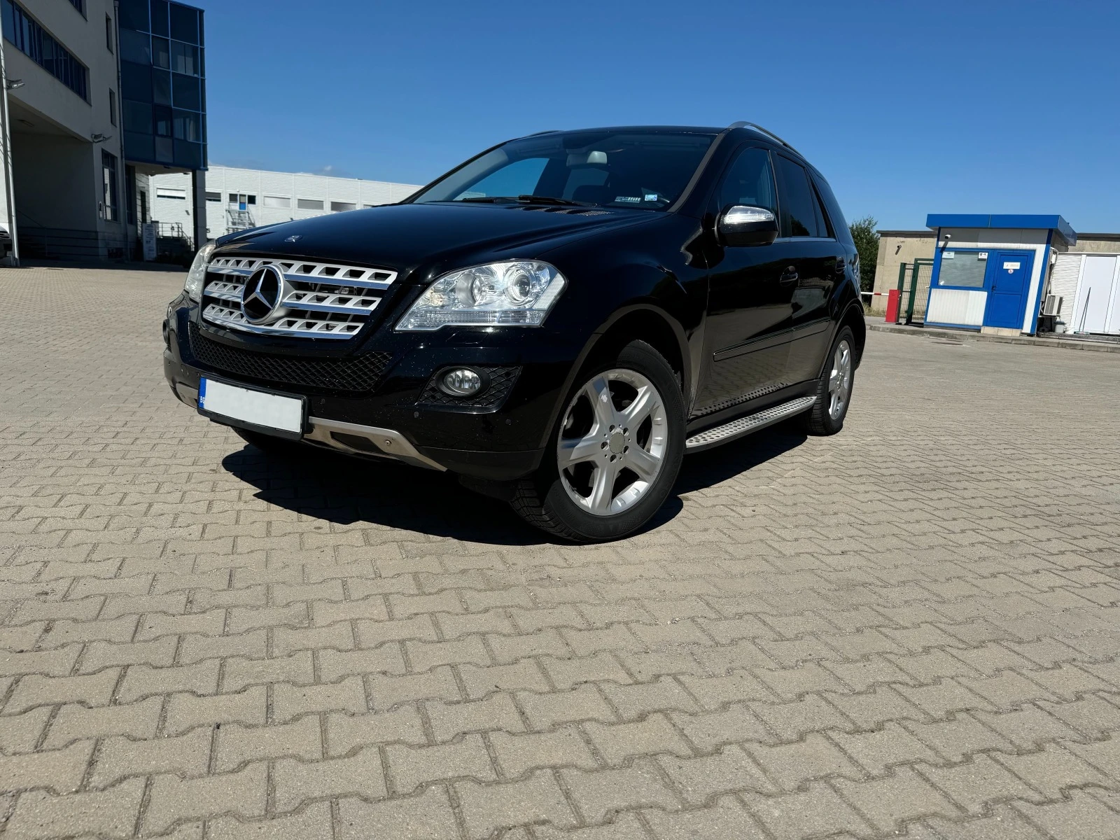 Mercedes-Benz ML 420 Facelift / 306 кс / Реален пробег - изображение 2