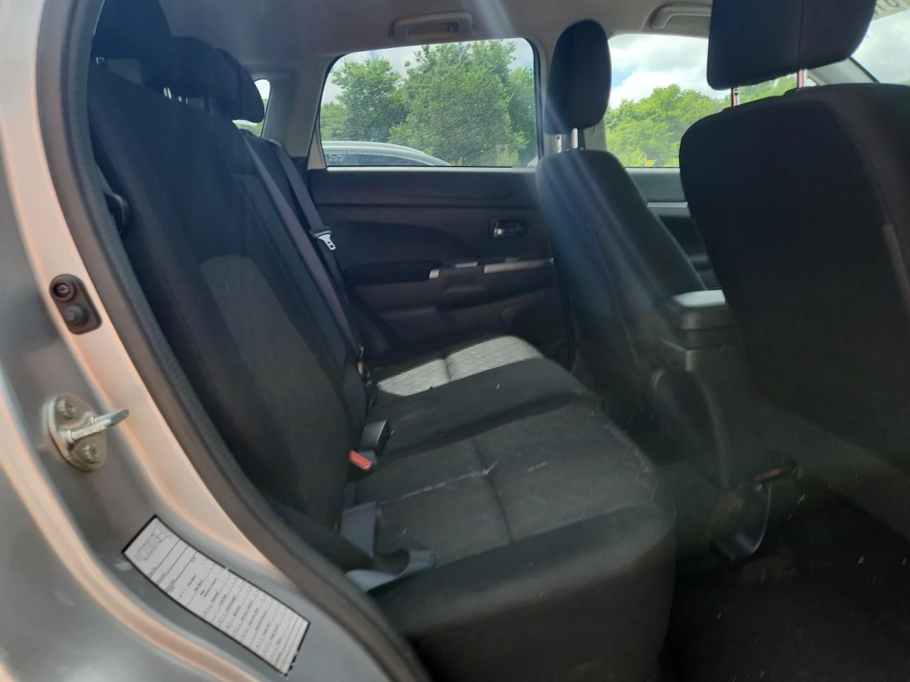 Mitsubishi Outlander SPORT SE - изображение 10