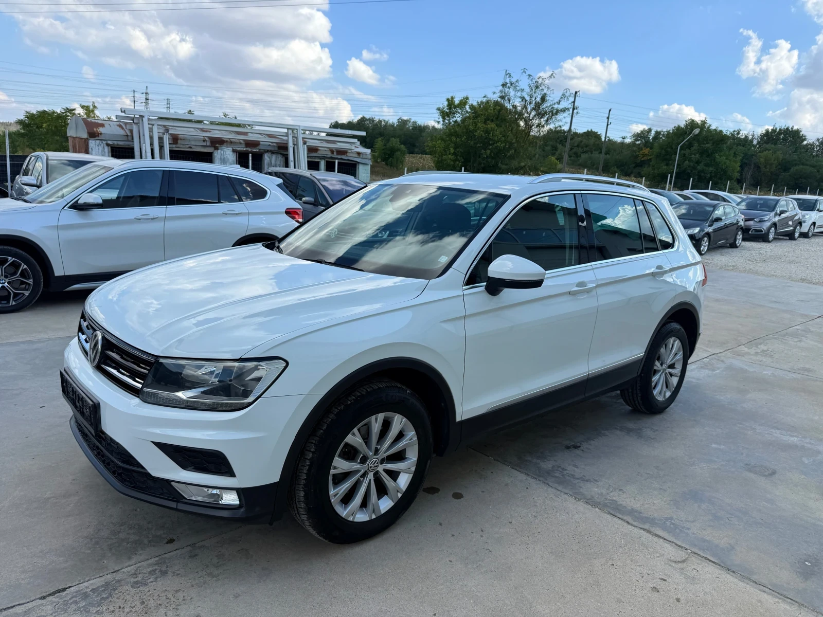 VW Tiguan 2.0tdi 150k.c * 4x4* Дистроник* UNIKAT*  - изображение 3