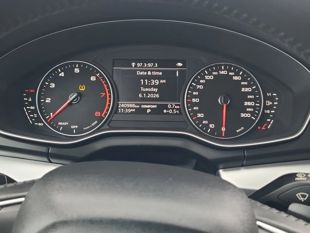 Audi Q5  * CARFAX * ФИНАНСИРАНЕ - изображение 9