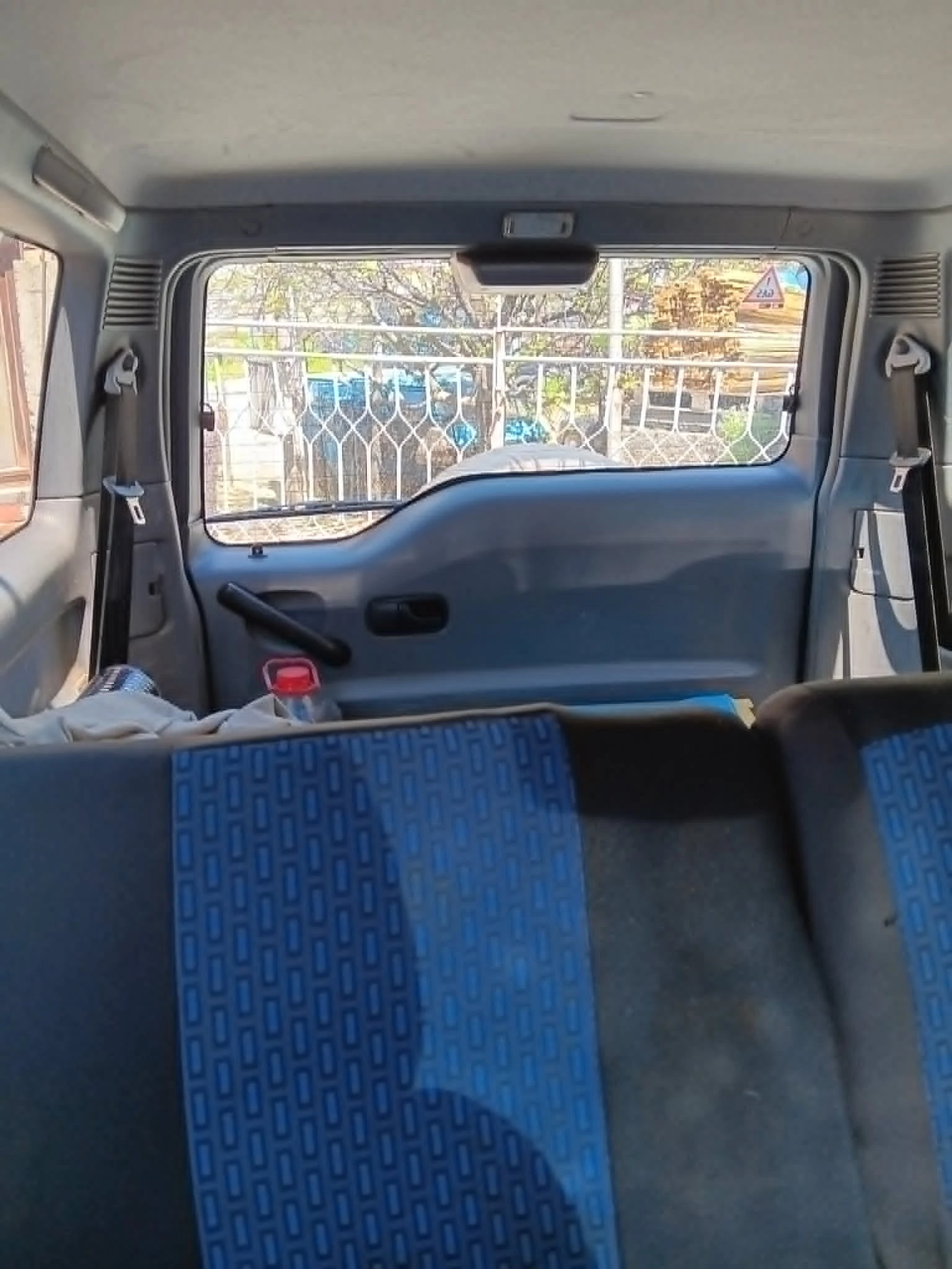 Nissan Terrano, снимка 10 - Автомобили и джипове - 54371558