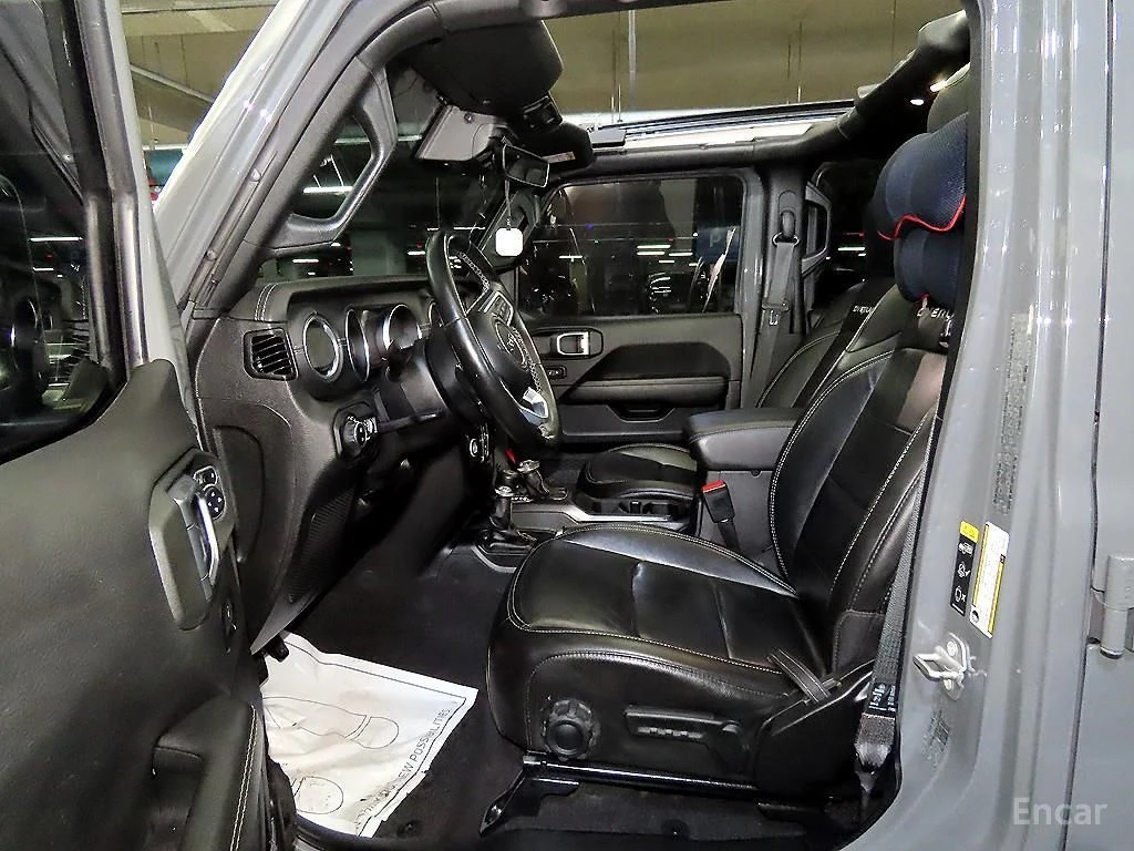 Jeep Wrangler OVERLAND* 2.0* ПОДГРЕВ* КАМЕРА* , снимка 12 - Автомобили и джипове - 54730747