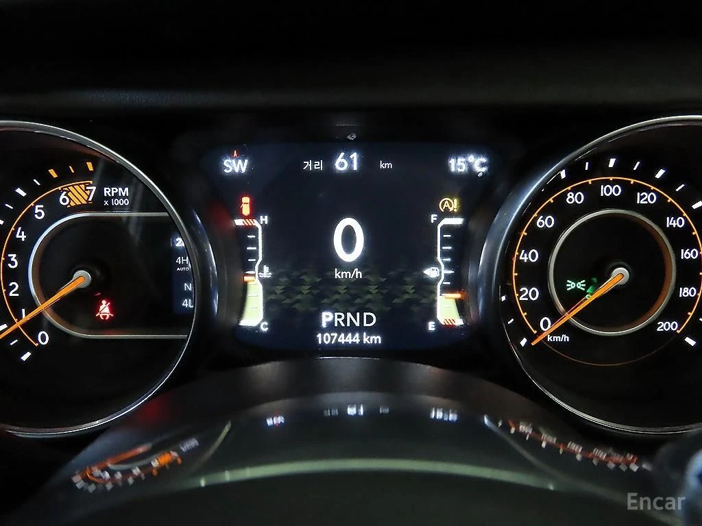 Jeep Wrangler OVERLAND* 2.0* ПОДГРЕВ* КАМЕРА* , снимка 10 - Автомобили и джипове - 54730747