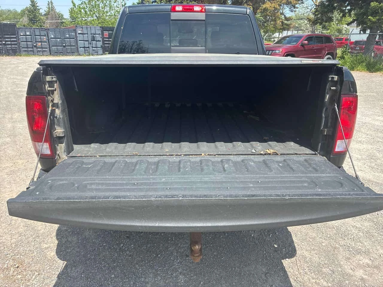 Dodge RAM 1500 * Big Horn * CARFAX * БЕЗ ПЪРВОНАЧАЛНА ВНОСКА, снимка 14 - Автомобили и джипове - 54848293