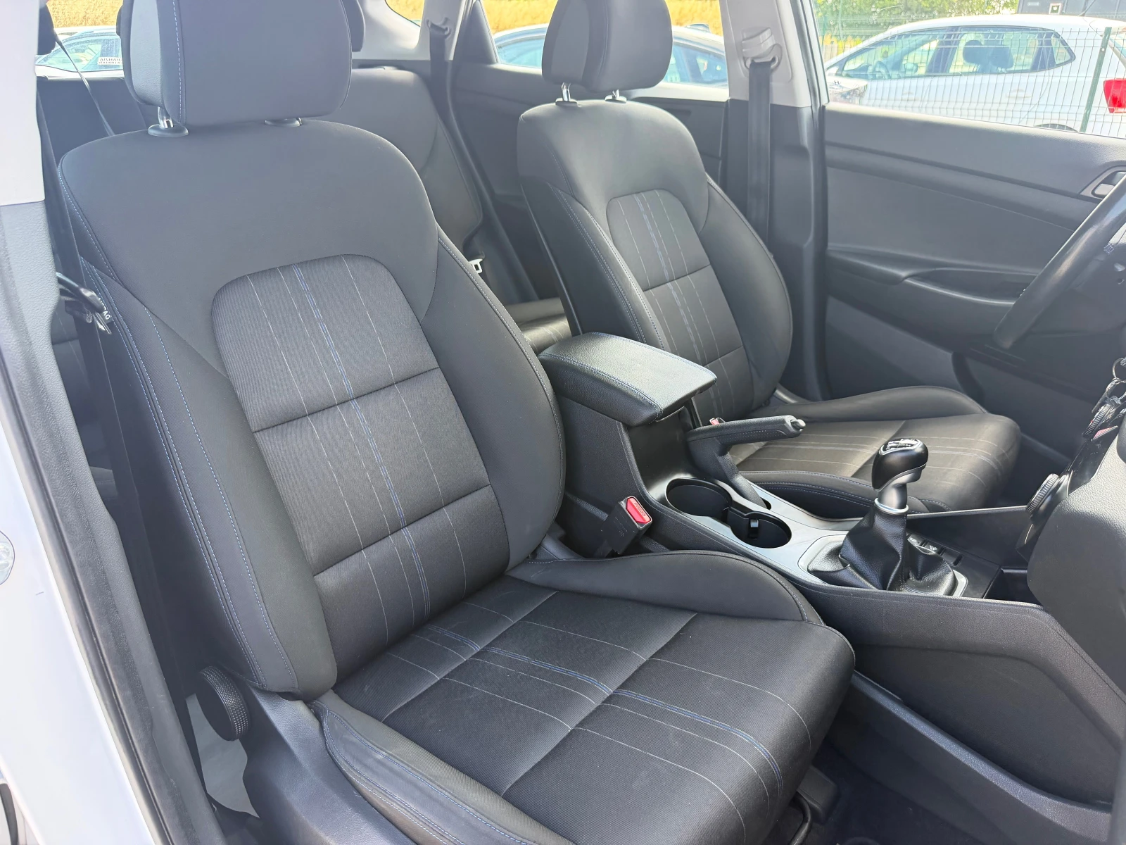 Hyundai Tucson 1.7CRDI 85KW NAVI CAMERA CAR PLAY ANDROID AUTO | Mobile.bg � ����������� 10