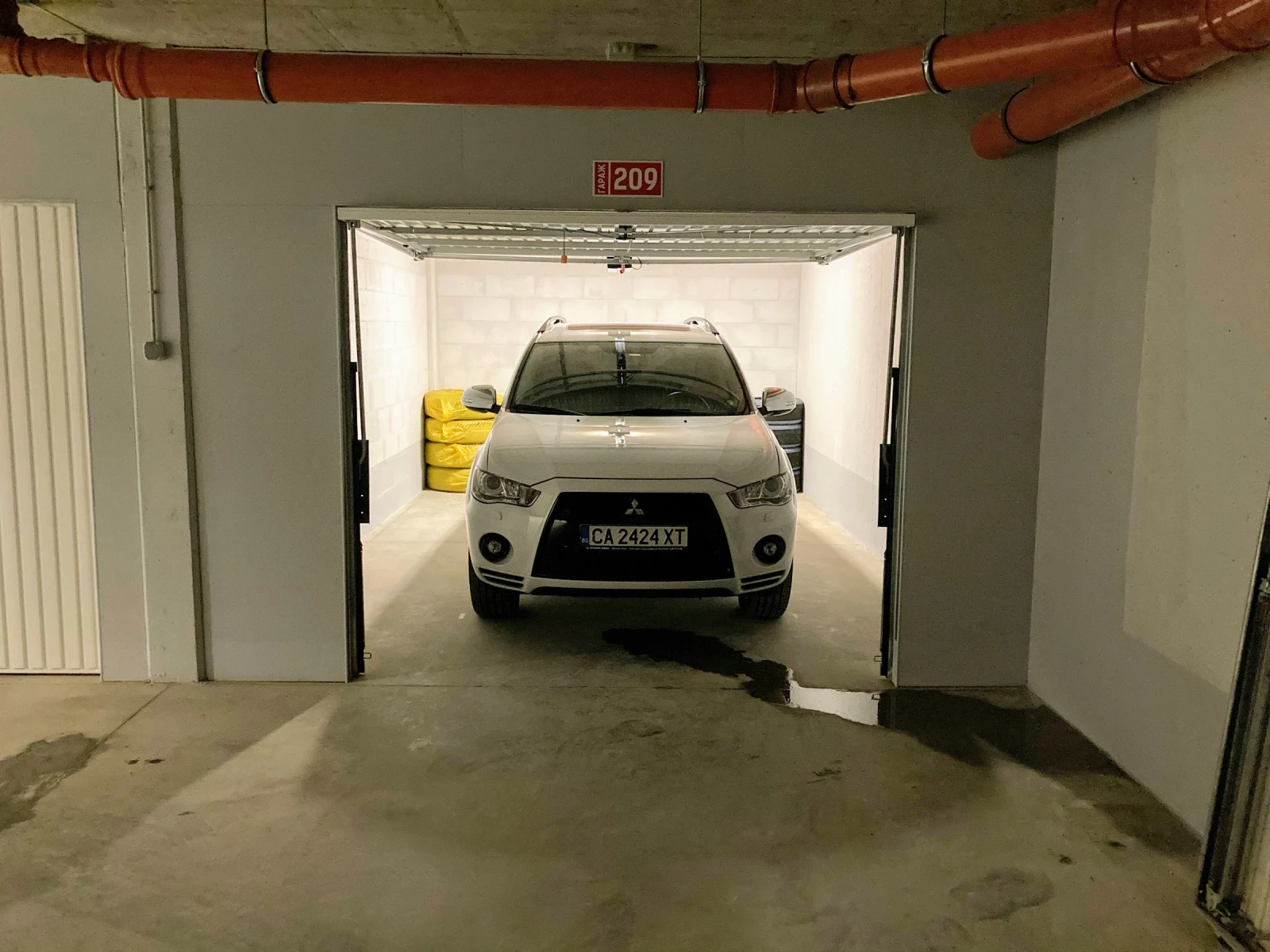 Mitsubishi Outlander, снимка 6 - Автомобили и джипове - 55079540