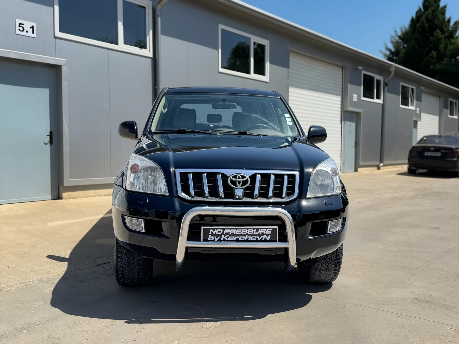 Toyota Land cruiser 3.0 D4D, снимка 2 - Автомобили и джипове - 55651122