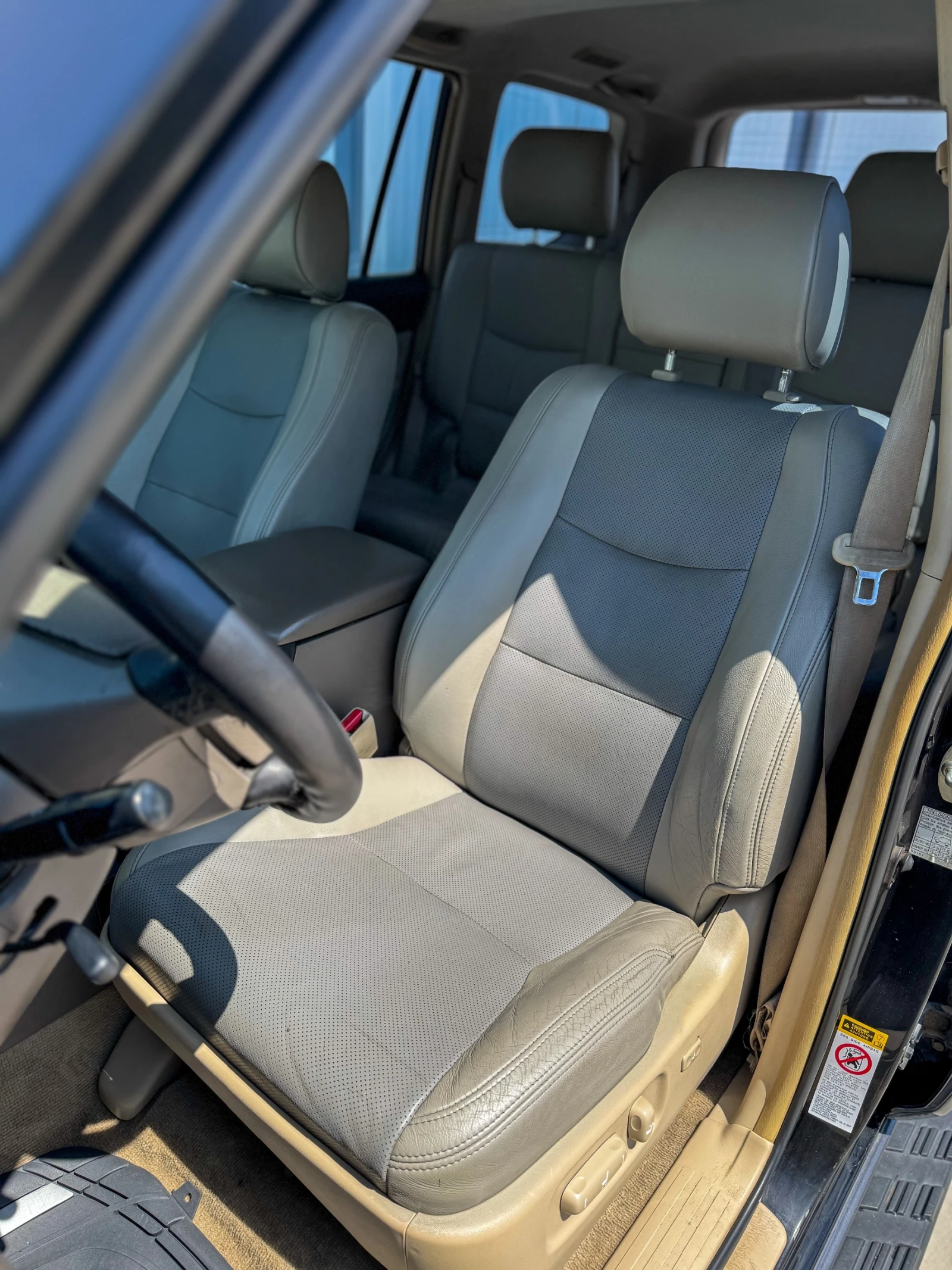 Toyota Land cruiser 3.0 D4D, снимка 7 - Автомобили и джипове - 55651122