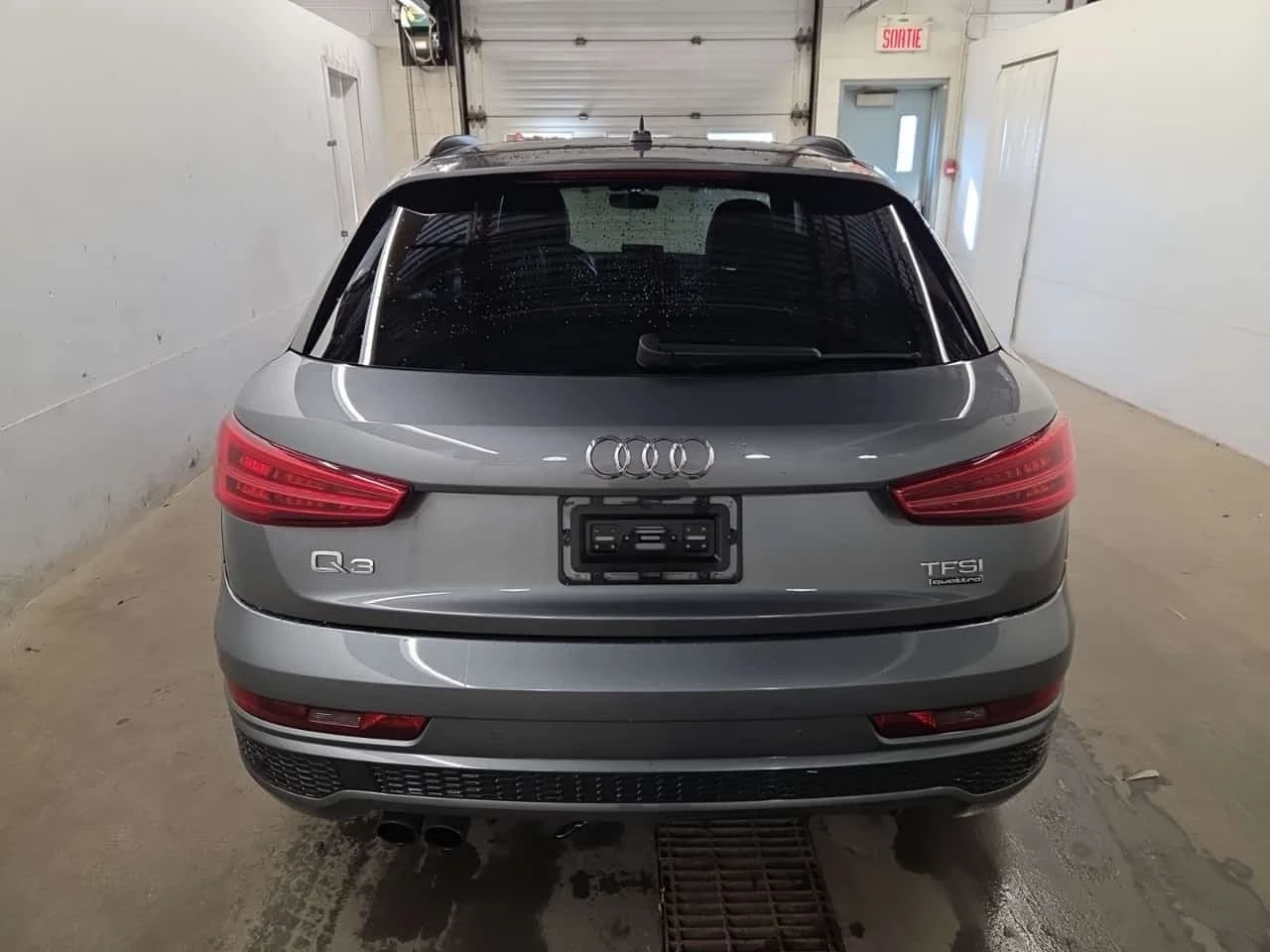 Audi Q3 TECHNIK| BOSE| PANO| 2 КЛЮЧА| , снимка 17 - Автомобили и джипове - 56253900