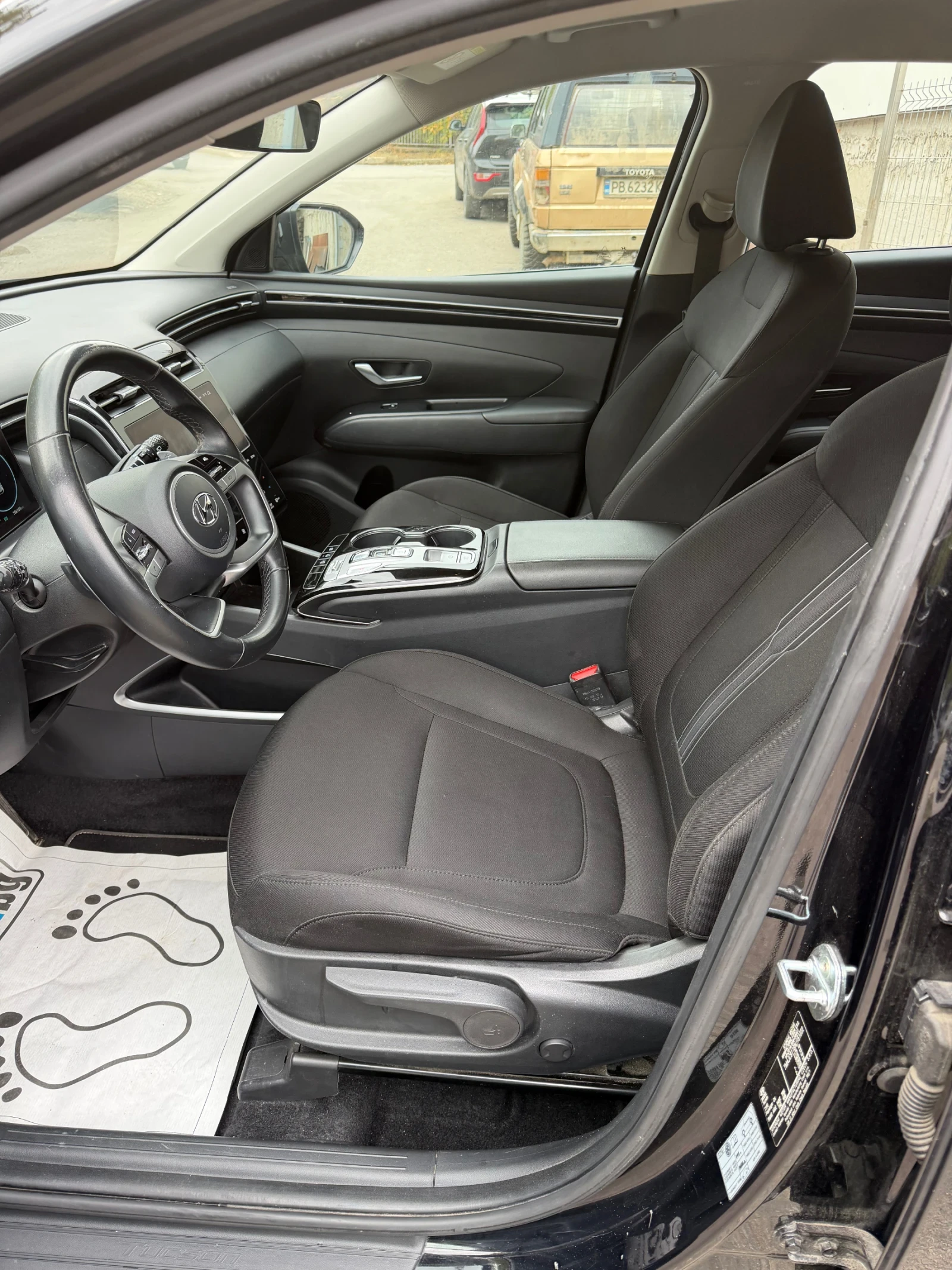 Hyundai Tucson 1.6 T-GDI 230hp 2023 HEV  �������� ������ | Mobile.bg � ����������� 10
