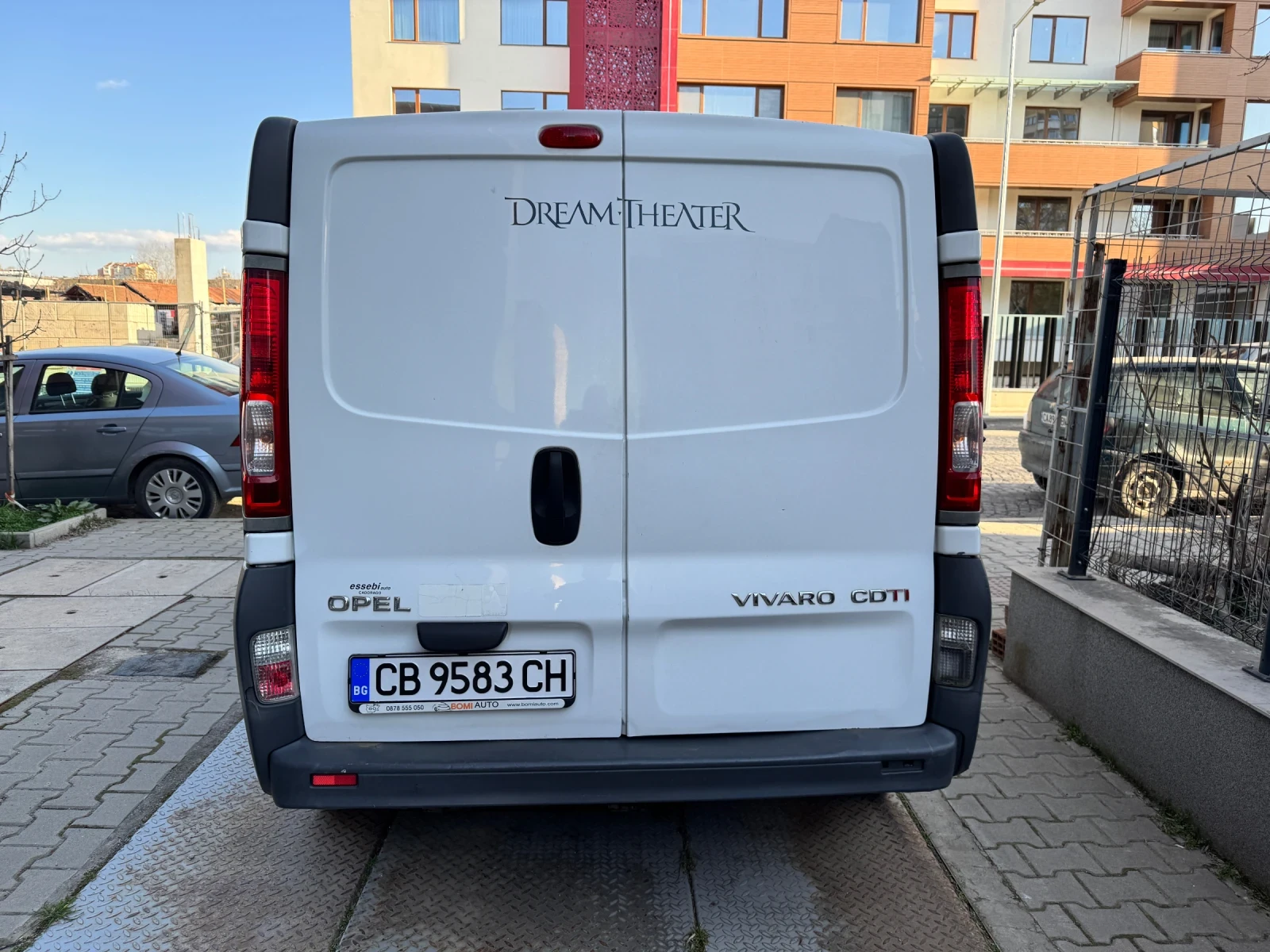 Opel Vivaro Diesel 2.0, снимка 5 - Бусове и автобуси - 53815710