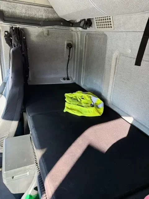 Iveco Stralis AT26S360, снимка 10 - Камиони - 53144449