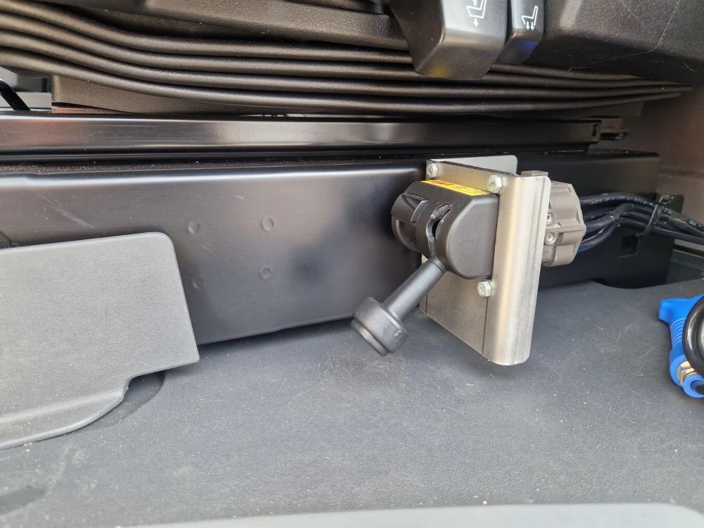 Scania R 410 Смарт 2 тахограф, тара: 7507 кг., снимка 11 - Камиони - 53984926