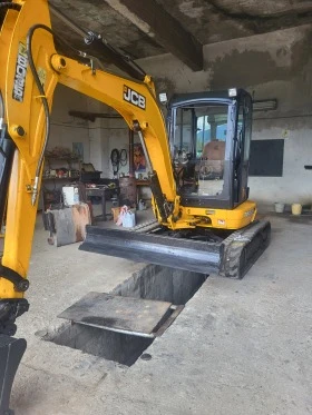      JCB 8035 ZTS