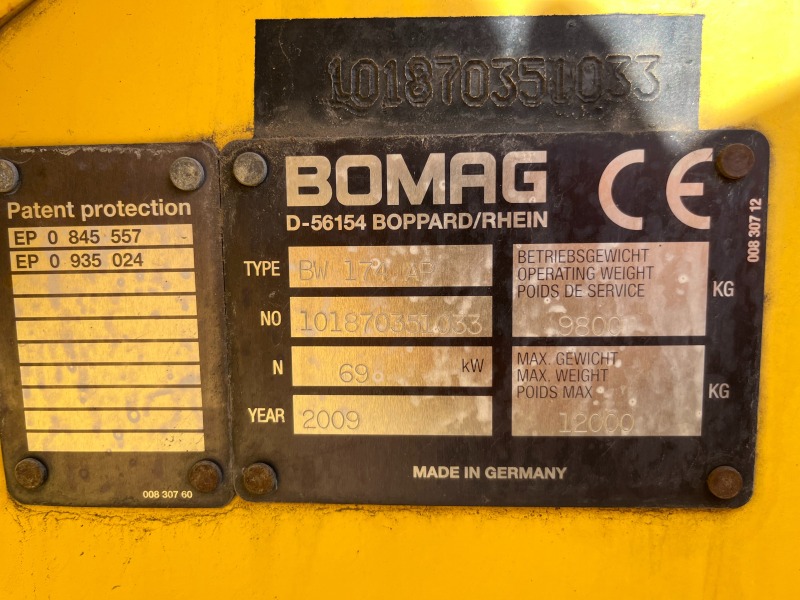Валяк BOMAG 174, снимка 5 - Индустриална техника - 46086194