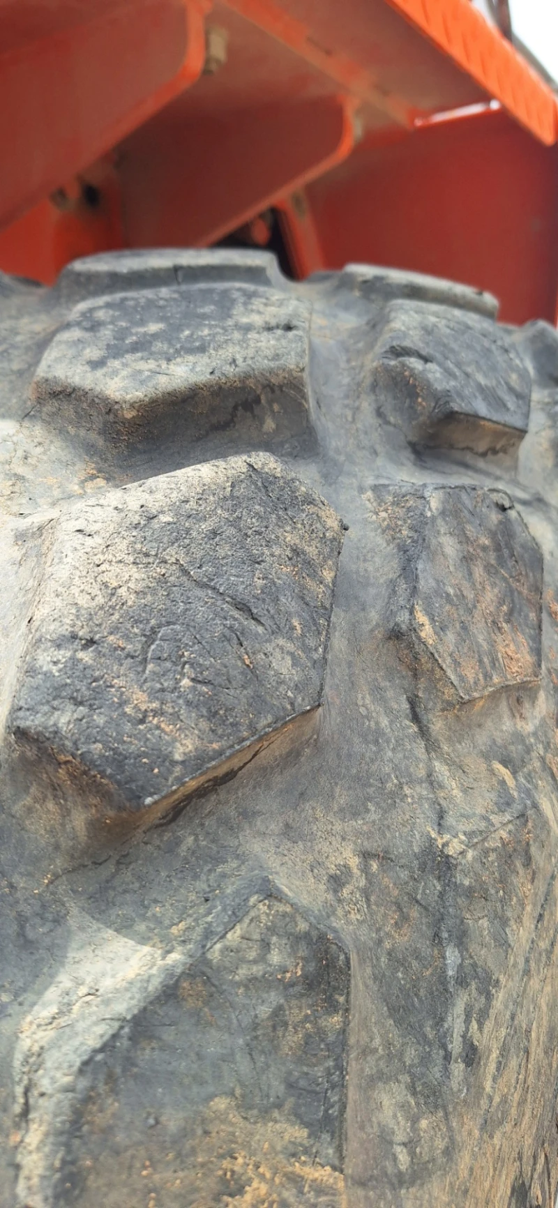 Валяк Hamm 2420D, снимка 6 - Индустриална техника - 52450256