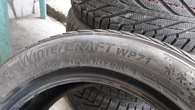 Гуми Зимни 215/55R17, снимка 7 - Гуми и джанти - 28488038