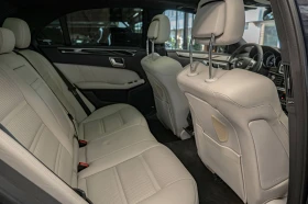 Mercedes-Benz E 63 AMG 4Matic/Dynamic/Harman Kardon/Алкантар/Обдухване, снимка 9