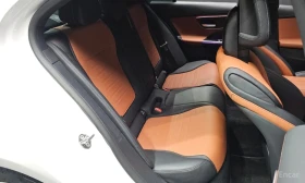 Mercedes-Benz C 300 4MATIC AMG LineПАНОРАМА/ДИСТРОНИК/360 КАМЕРИ, снимка 11