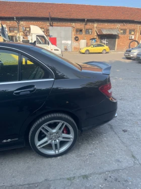 Обява за продажба на Mercedes-Benz C 63 AMG ~39 000 лв. - изображение 9