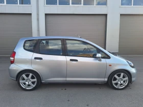 Honda Jazz 1, 4 ОТЛИЧНА, БЕЗ РЪЖДА, ПОДГРЕВ НА ОГЛЕДАЛАТА - 4497 лв. - 88264203 4