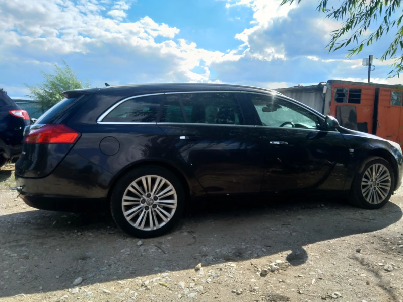 Opel Insignia 2.0cdti 160к.с., снимка 2 - Автомобили и джипове - 37981643