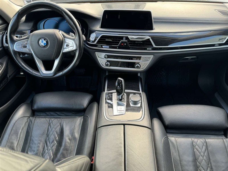 BMW 750 xDrive Sedan, снимка 6 - Автомобили и джипове - 44669502